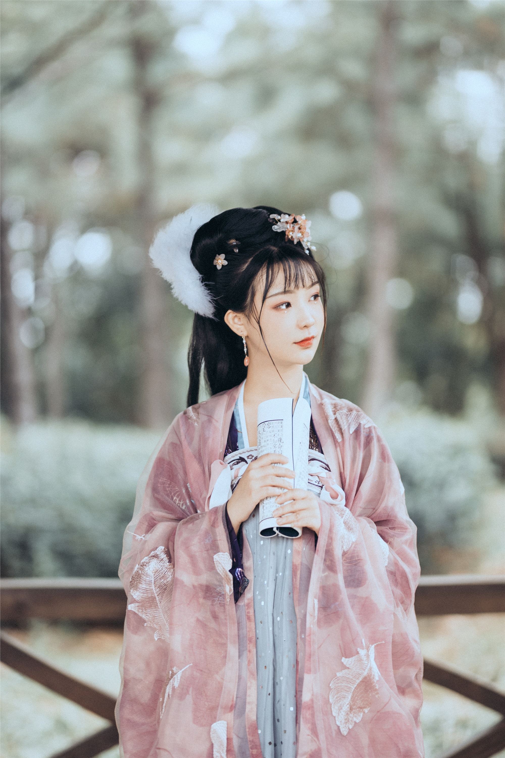 YITUYU艺图语 2021.09.02 幽人独自怜 Seven